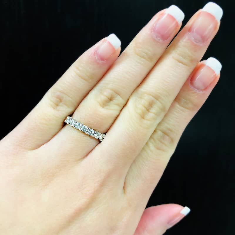 Auriya 14k Gold 1/2ctw Round 7 Stone Diamond Wedding Band