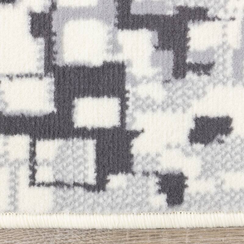 Florence Collection - Grey/Cream Pixelated Rug - 4'7" x 6'7"