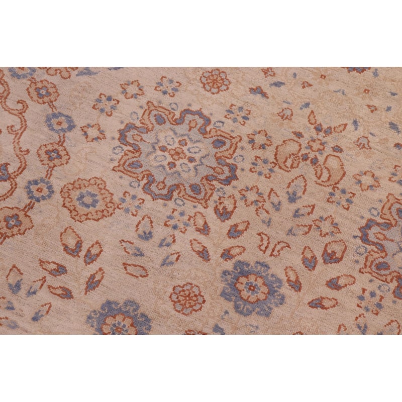 Shabby Chic Ziegler Teofila Ivory/Pink Wool Rug - 8'10'' x 11'8''