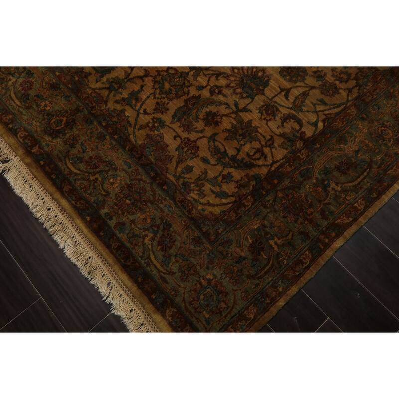 6'2''x9'5'' Hand Knotted Gold Wool Agra Botanical Gold Wash Silky Sheen Rug - 6' 2'' x 9' 5''