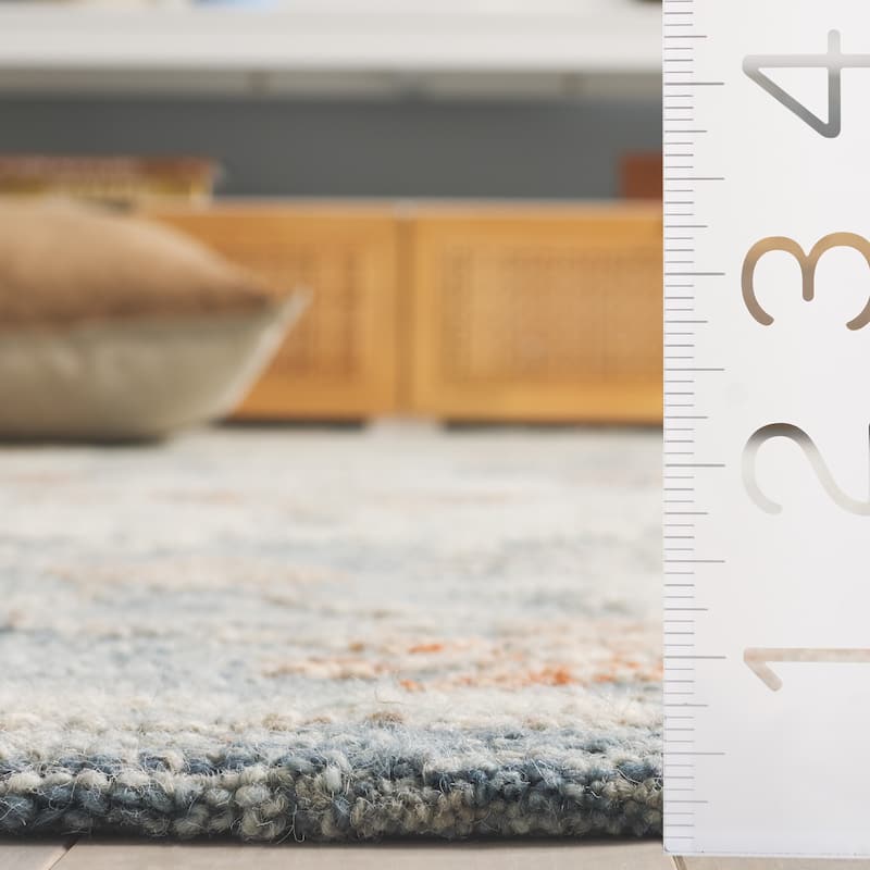 SAFAVIEH Handmade Marquee Hellgard Wool Rug