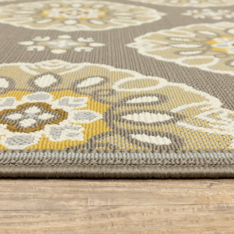 Vista Home Bar Harbour Grey/ Gold Floral Indoor/ Outdoor Area Rug