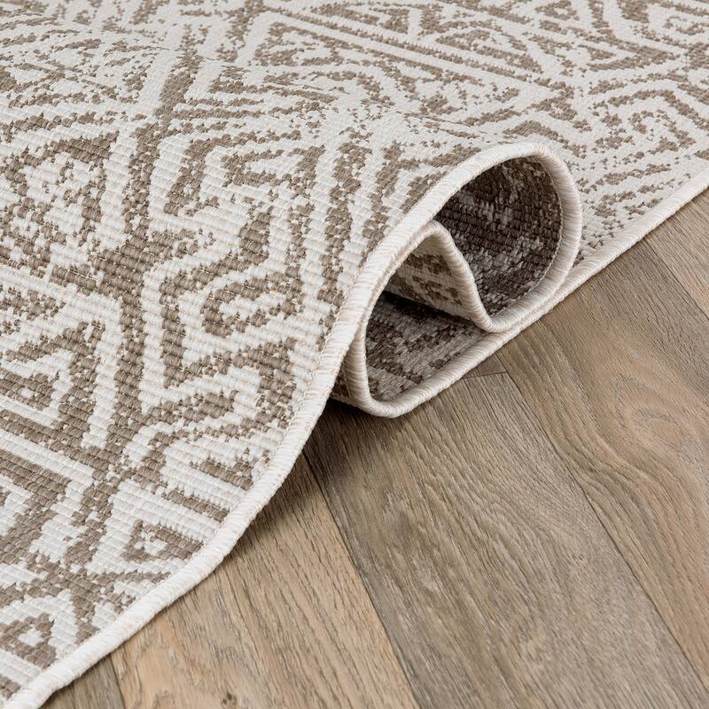 World Rug Gallery Contemporary Geometric Indoor/Outdoor Area Rug