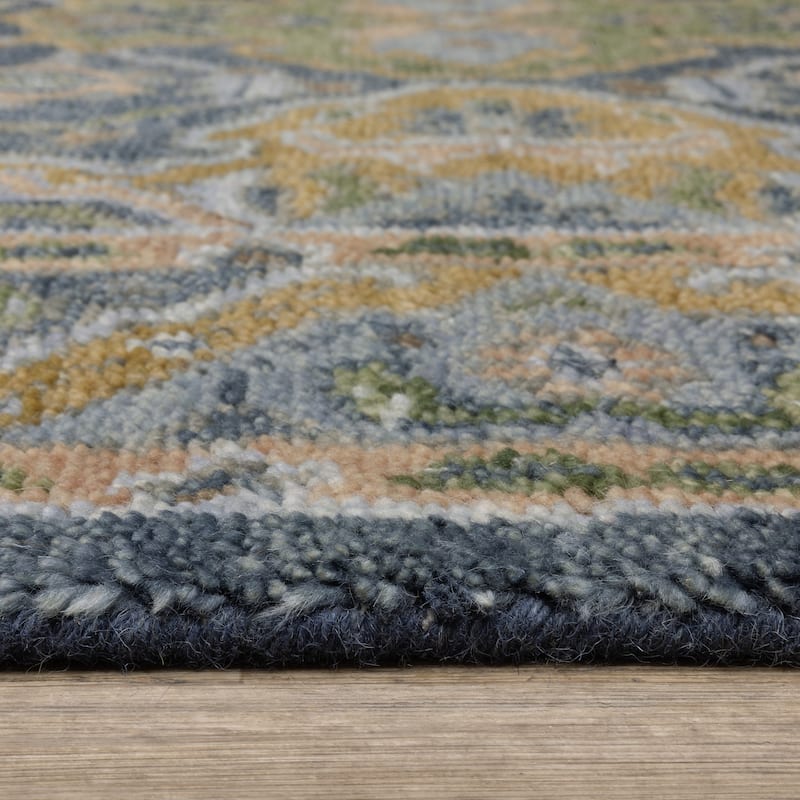 Maylin Traditional Oriental Blue/ Green Area Rug