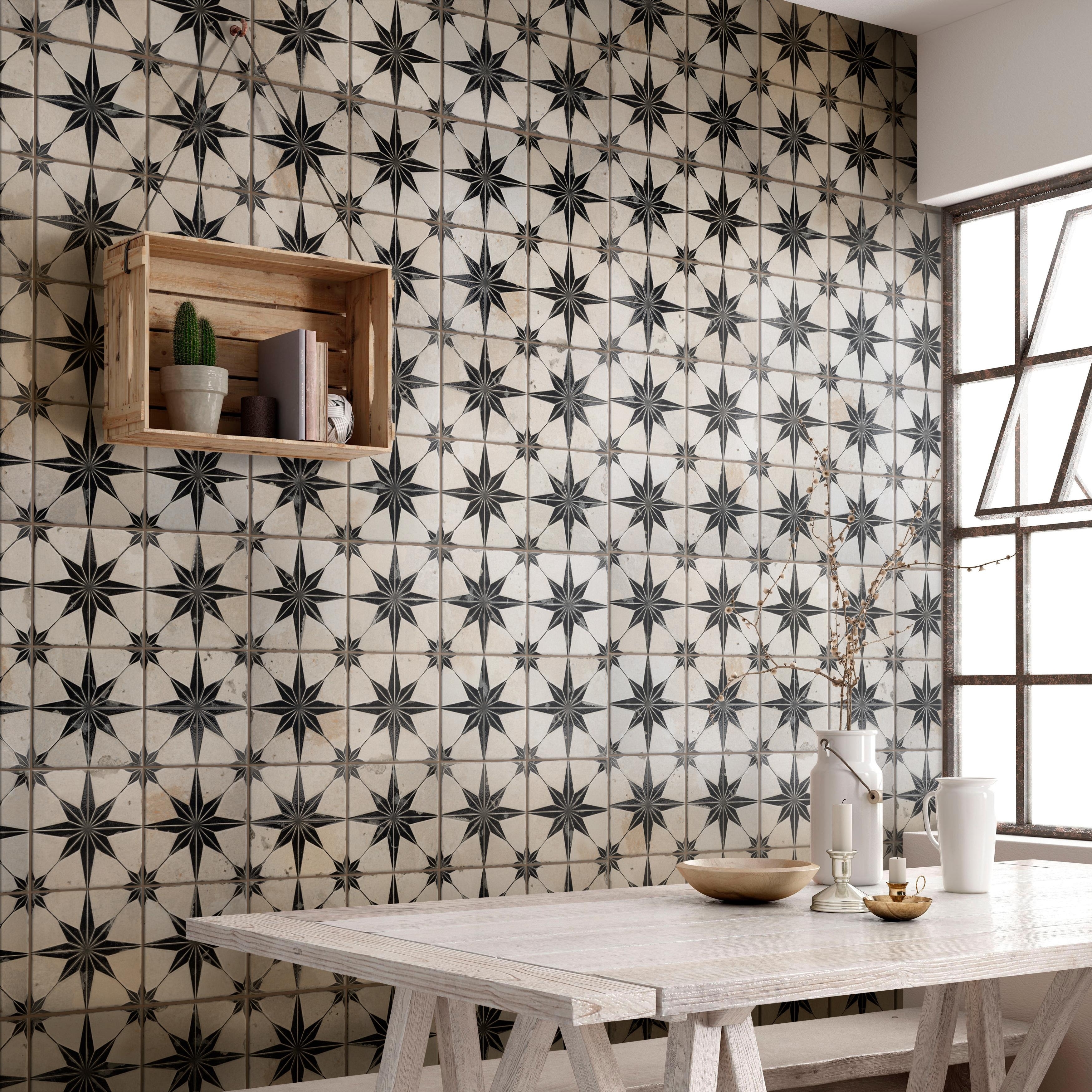 Merola Tile Kings Star Luxe Nero 17-5/8" x 17-5/8" Ceramic Floor and Wall Tile