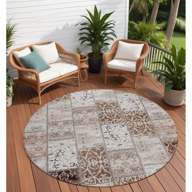 Elz Patchwork Weather Resistant Classic Meets Modern Outdoor Rug - 8' Round - Multi