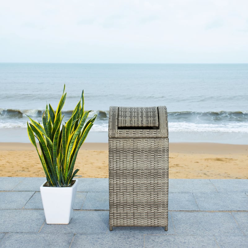 SAFAVIEH Outdoor Mazeli Trash Bin (Fully Assembled)
