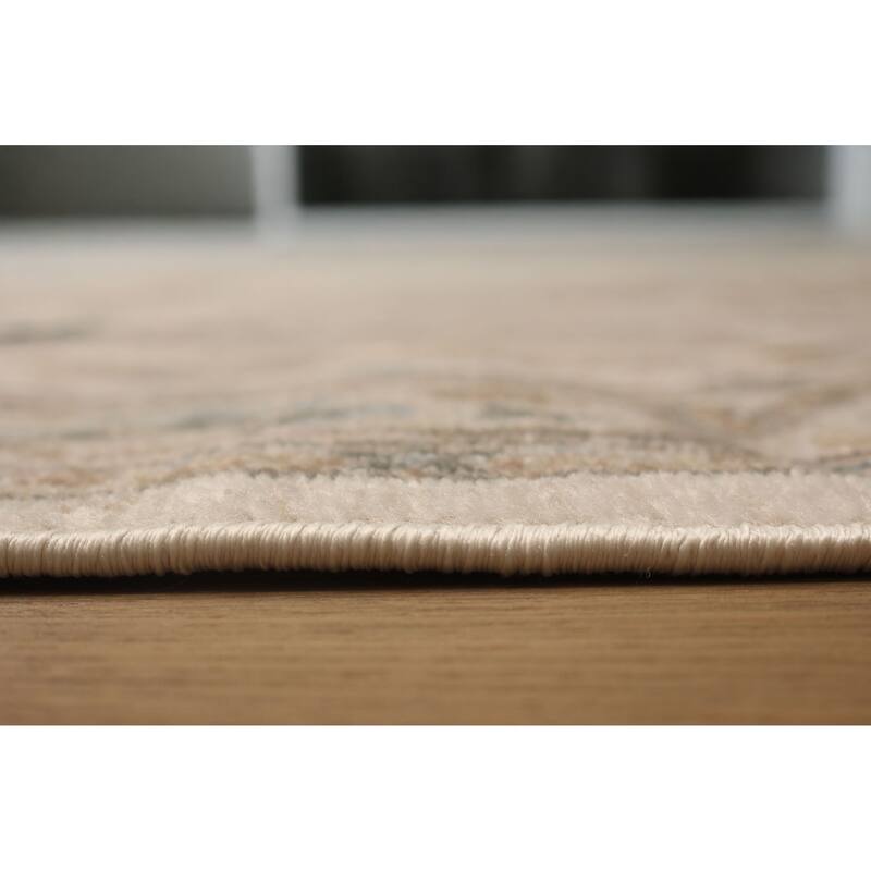 ECARPETGALLERY Machine Woven Tuscany Ivory Area Rug