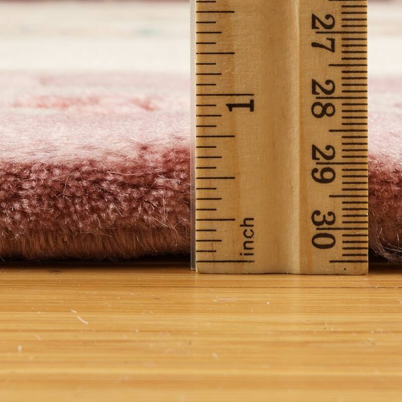Gertmenian Oriental Estate Traditional Oriental Floral Border Metallion Hand Knot Wool Area Rug Collection