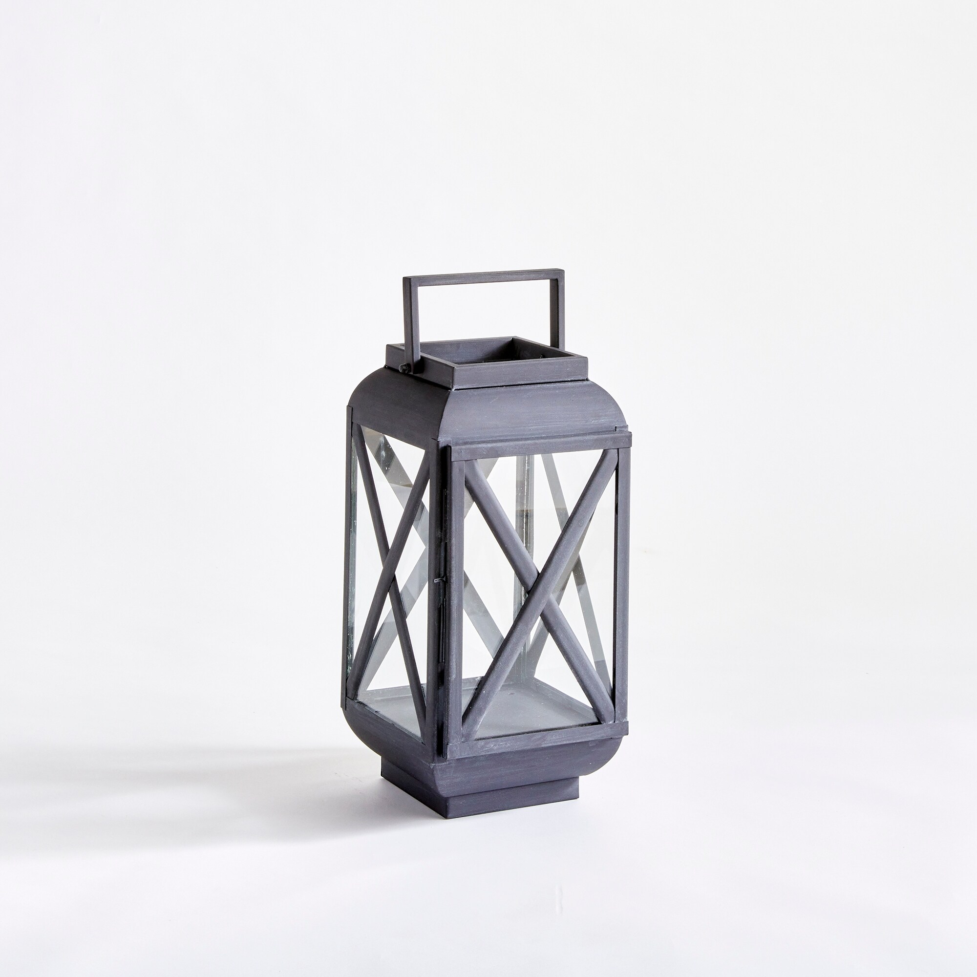 https://ak1.ostkcdn.com/images/products/is/images/direct/395477e6b20cb358be6ae996c492e2bd972af4b5/Terrazza-Outdoor-Lantern-Small.jpg