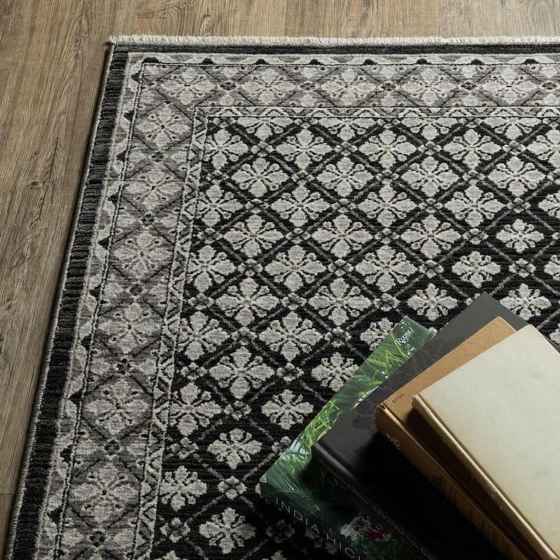 Style Haven Cádiz Diamond Medallions Black/Grey Area Rug
