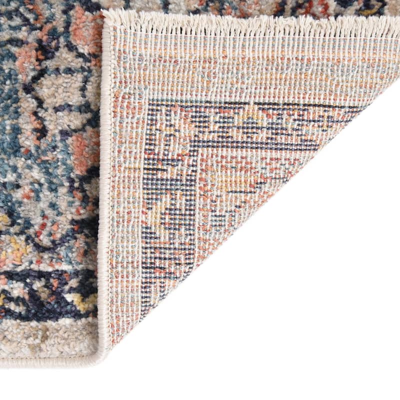 Traditional Nixa Collection Area Rug