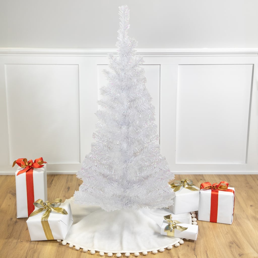 Medium Rockport White Pine Artificial Christmas Tree - 4' - Unlit - 4 Foot