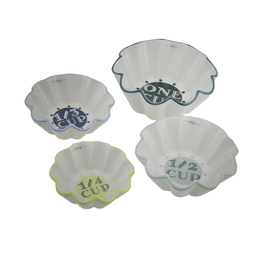 https://ak1.ostkcdn.com/images/products/is/images/direct/395a52ee5acfd308eb08885fc09e97cb0b4872ff/Set-of-4-Ruffled-Porcelain-Nesting-Measuring-Cups.jpg