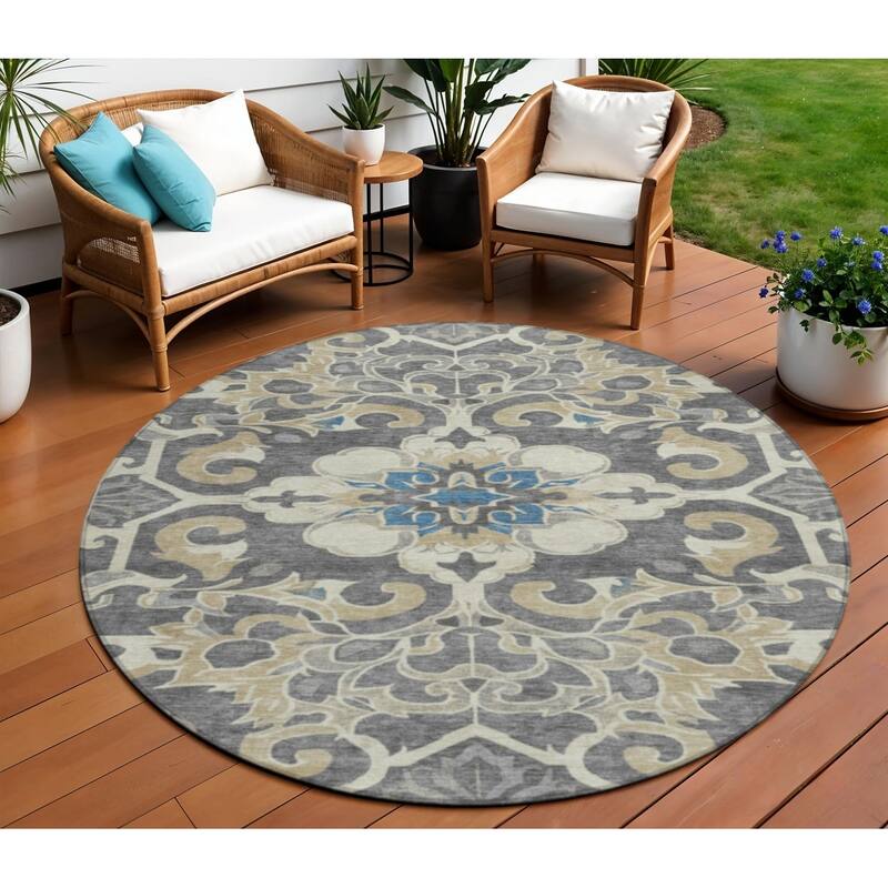 HomeRoots Damask Traditional Rectangle Outdoor Rug - 8' Round