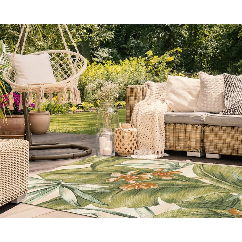 Liora Manne Marina Tropical Leaf Indoor/Outdoor Rug - 6'6" x 9'3" - Cream
