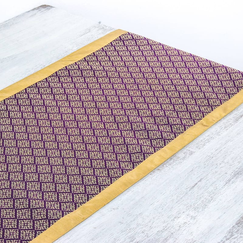 Handmade Regal Yok Dok table runner (Thailand)