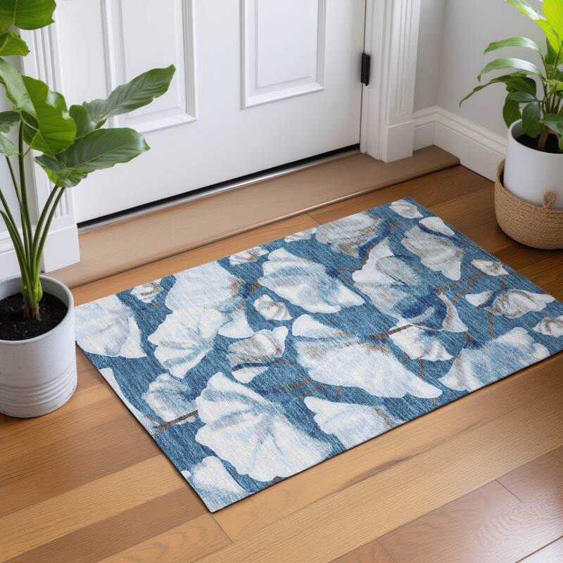 Machine Washable Indoor/ Outdoor Floral Love Chantille Rug