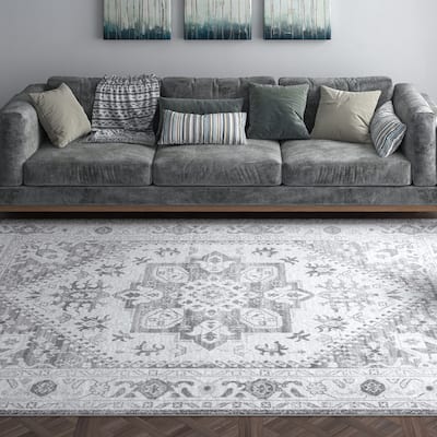 Linx Shabby Chic Medallion Indoor Area Rug