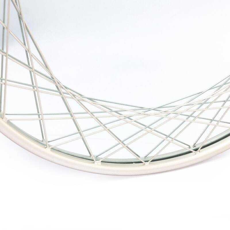 Silver Metal Frame Round Accent Wall Mirror, Bathroom Wall Mirror - 24" Diameter