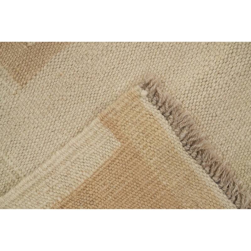 Hand Woven Oriental 100% Wool Carpet Southwestern Modern Beige & Ivories Kilim Area Rug - 5' 9'' X 4' 2''