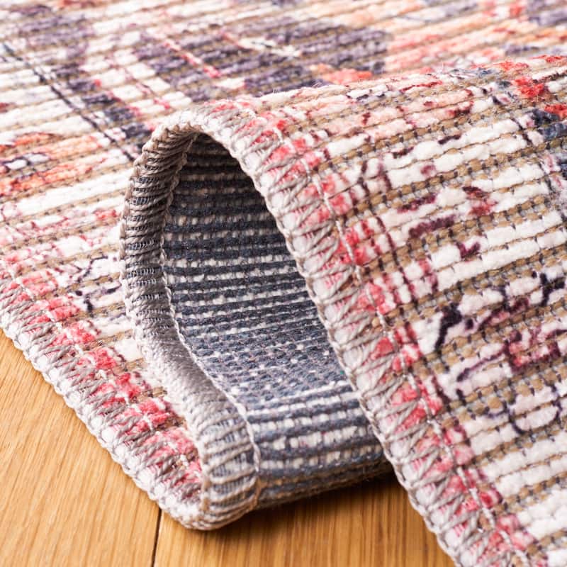 SAFAVIEH Serapi Machine Washable Slip Resistant Madie Traditional Oriental