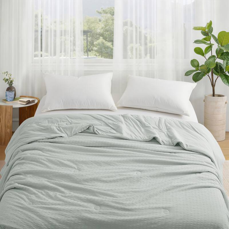 Lightweight Cooling Reversible Bed Blanket, Breathable Seersucker Comforter for Hot Sleepers