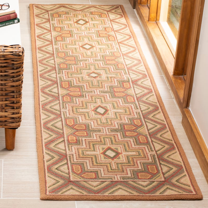 SAFAVIEH Handmade Chelsea Eleni French Country Wool Rug - 2'6" x 10' Runner - Beige - Runner