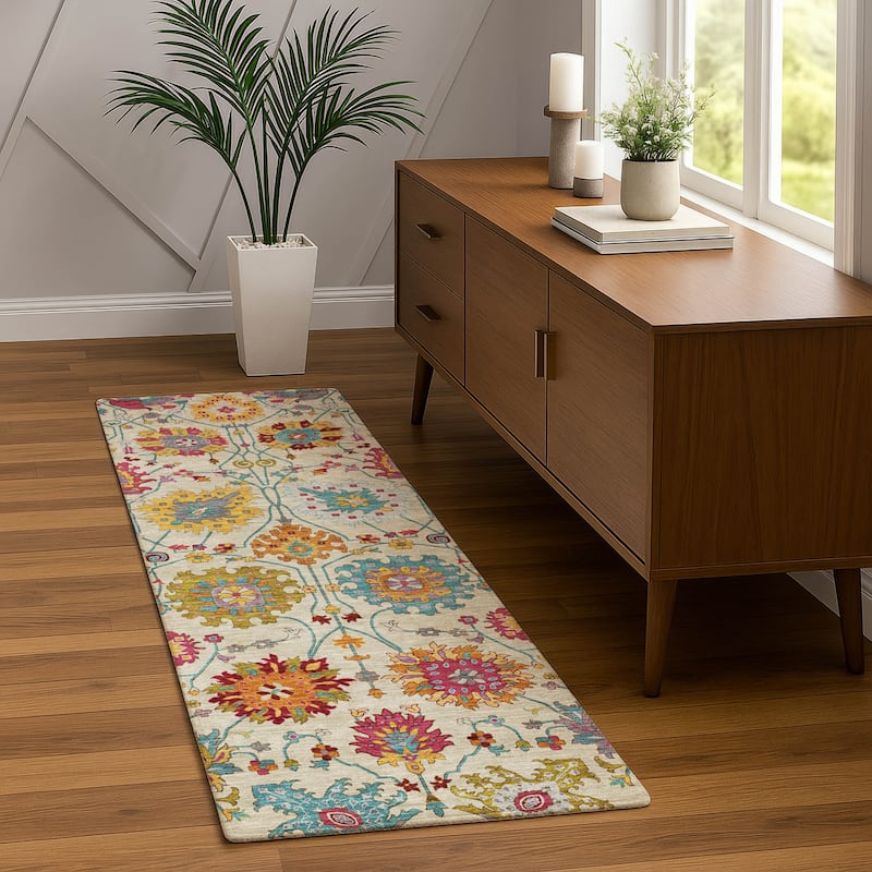 Machine Washable Indoor/ Outdoor Traditional Kashan Chantille Rug