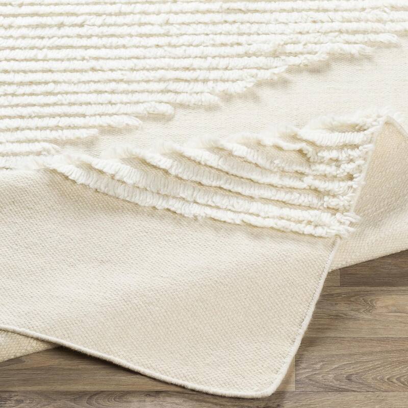 Livabliss Casual Apache Graphic Area Rug