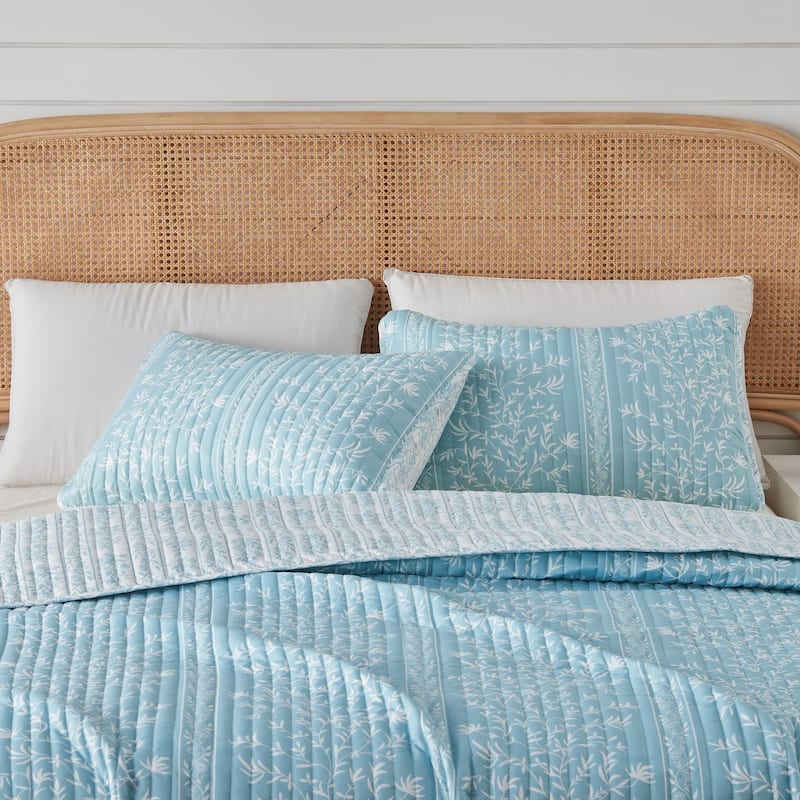 Premium Floral Striped Microfiber Quilt Set With Shams - Linear Floral Blue - Full - Queen