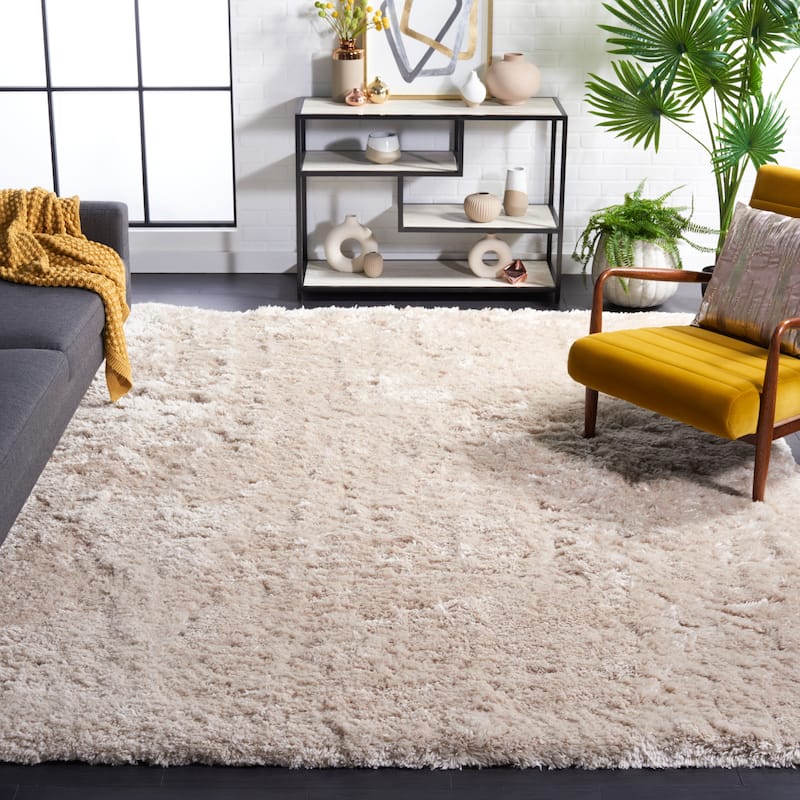 SAFAVIEH Handmade Arctic Shag Guenevere 3-inch Extra Thick Rug