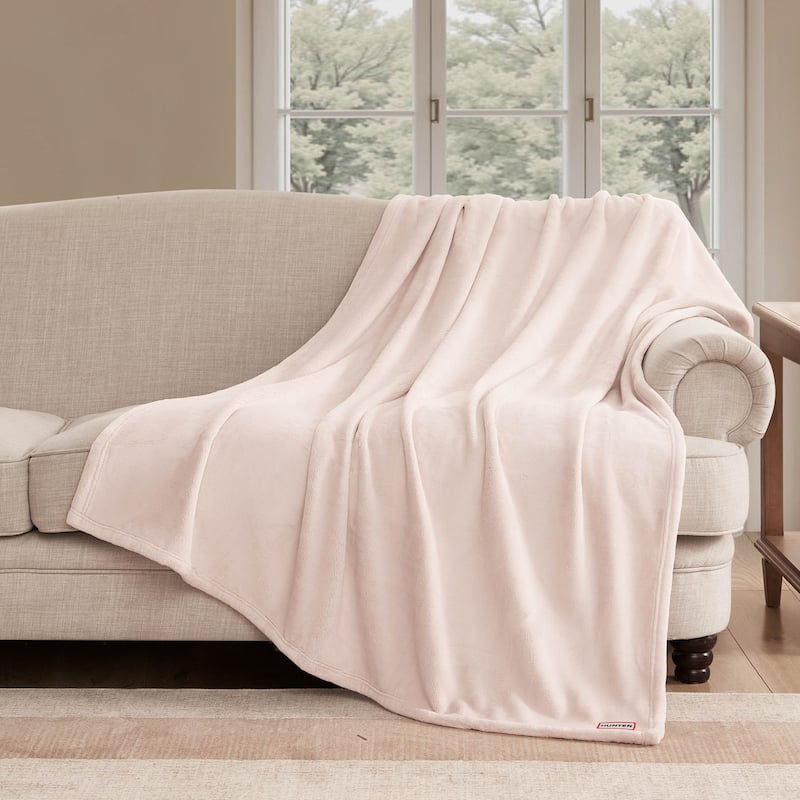 Hunter Coco Flannel Throw Blanket - Mauve Pink Chalk - 50"x70"