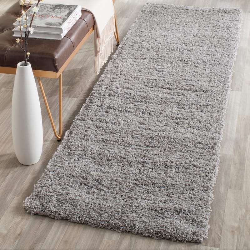 SAFAVIEH Laguna Shag Verdiana Solid Color 2-inch Thick Rug. - 2'3" x 8' Runner - Silver - Runner