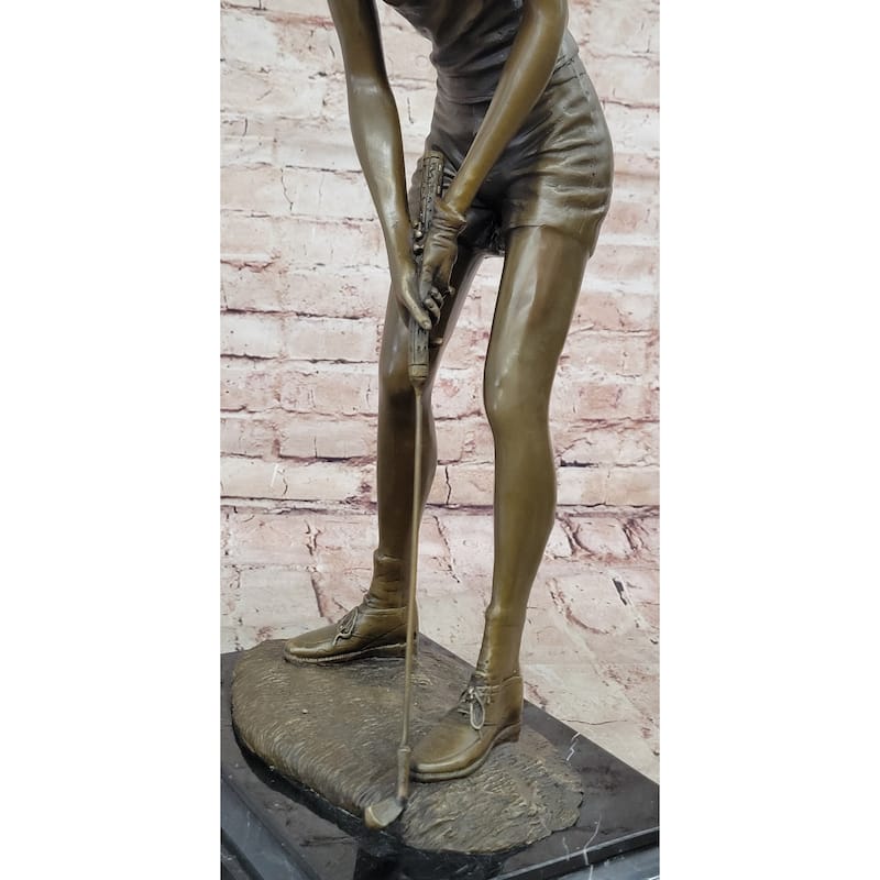Bronze Female Golfer Sculpture – Lady Putting Golf Statue On Marble Base