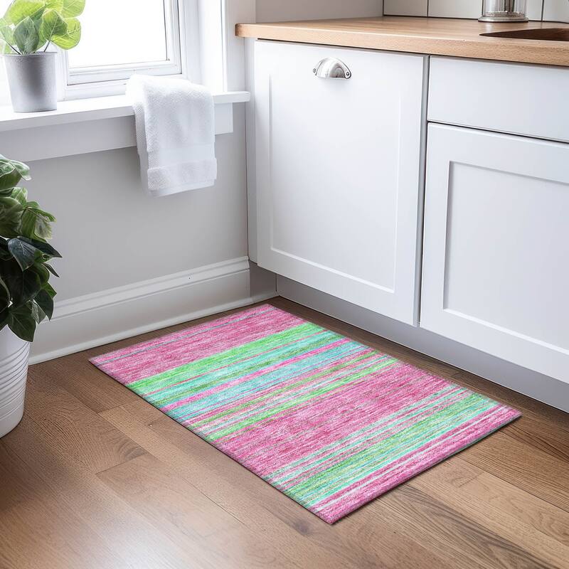 Machine Washable Indoor/ Outdoor Ombre Stripes Chantille Rug