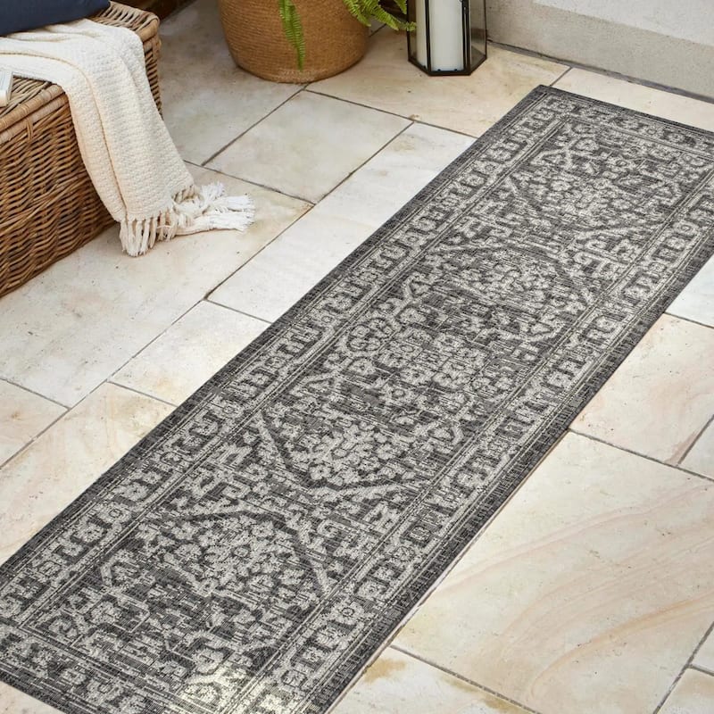 JONATHAN Y Medallion Textured Weave Indoor/Outdoor Area Rug - 2' x 10' - Black/Gray