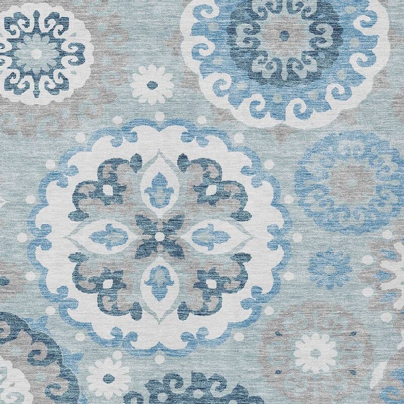 HomeRoots Floral Medallion Transitional Rectangle Outdoor Rug