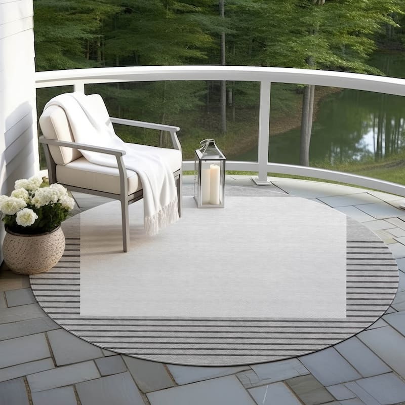 Machine Washable Indoor/ Outdoor Modern Deco Chantille Rug