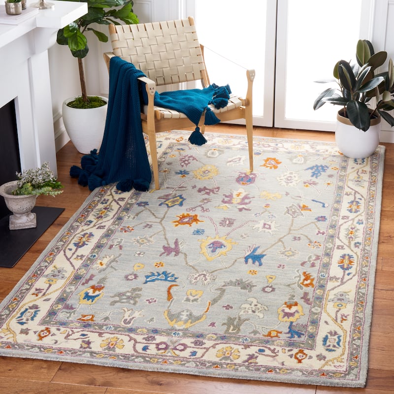SAFAVIEH Handmade Anatolia Elsy Wool Rug - 5' x 8' - Grey/Ivory