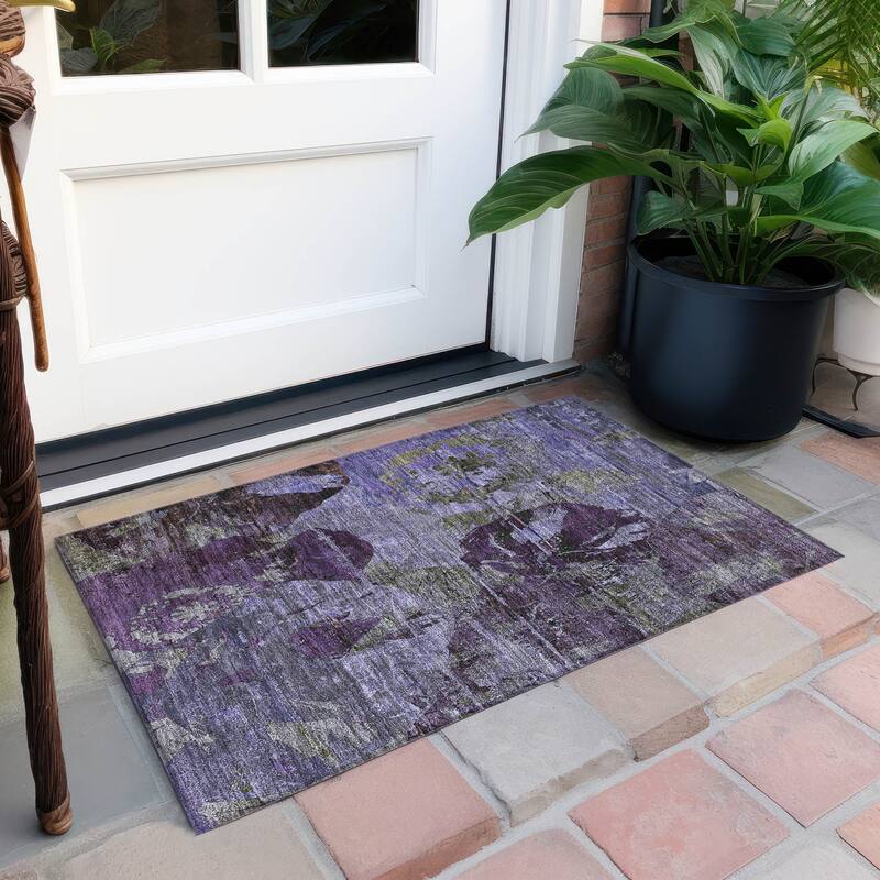 Machine Washable Indoor/ Outdoor Abstract Leaves Chantille Rug