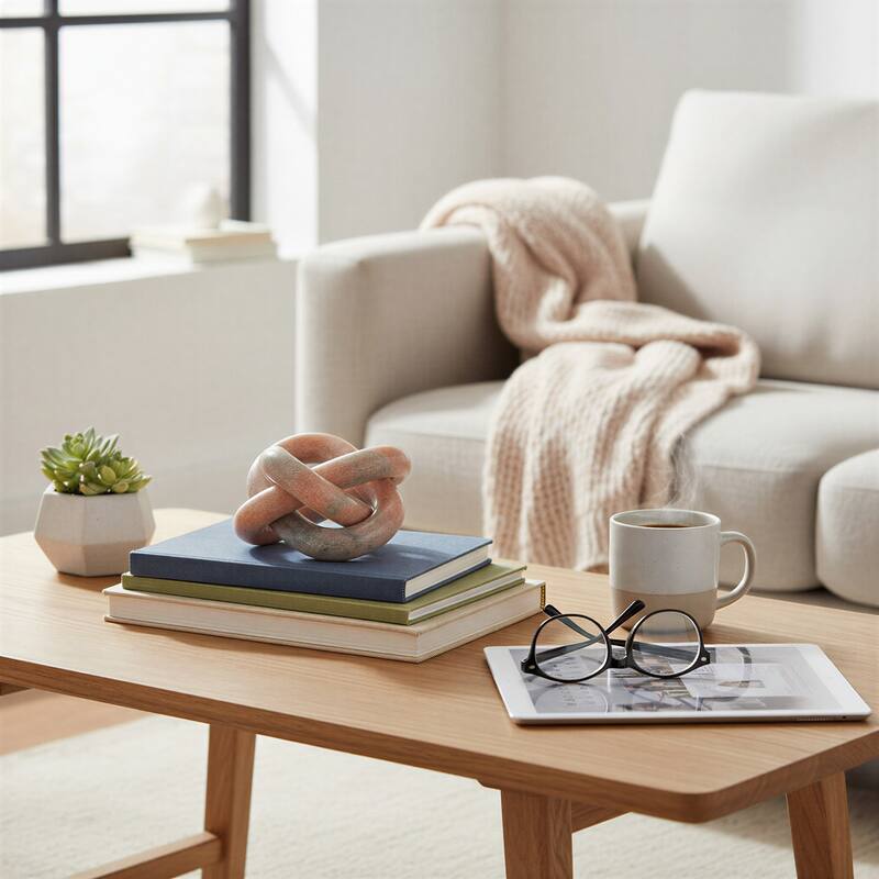 Decorative Interlocking Marble Chain with 3 Links - 6.0"L x 6.0"W x 6.0"H