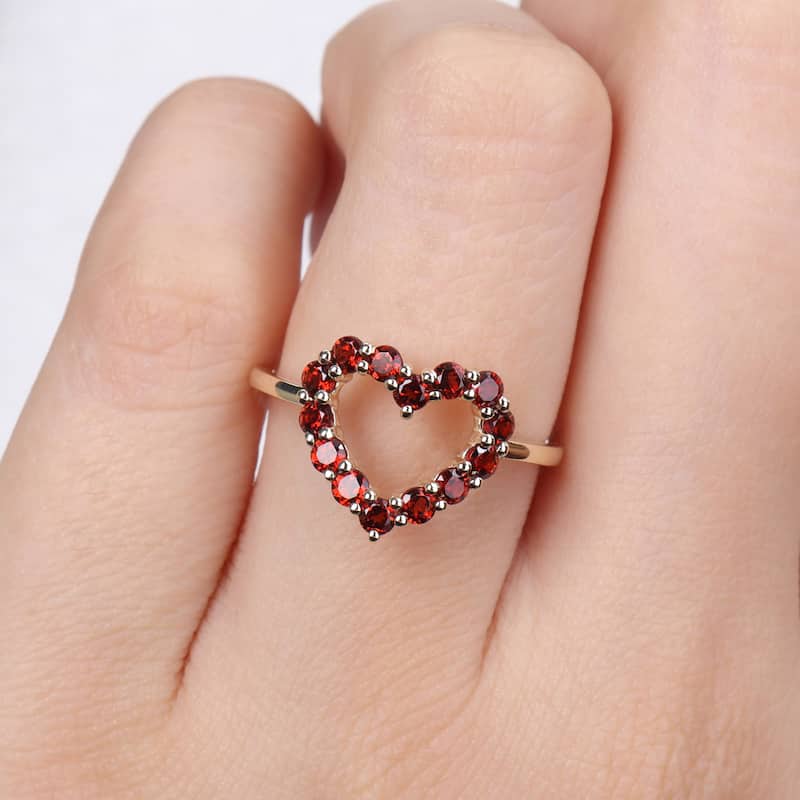 Miadora 3 1/4ct TGW Garnet 3-Piece Jewelry Set - Heart Necklace Earrings Ring 10k Yellow Gold