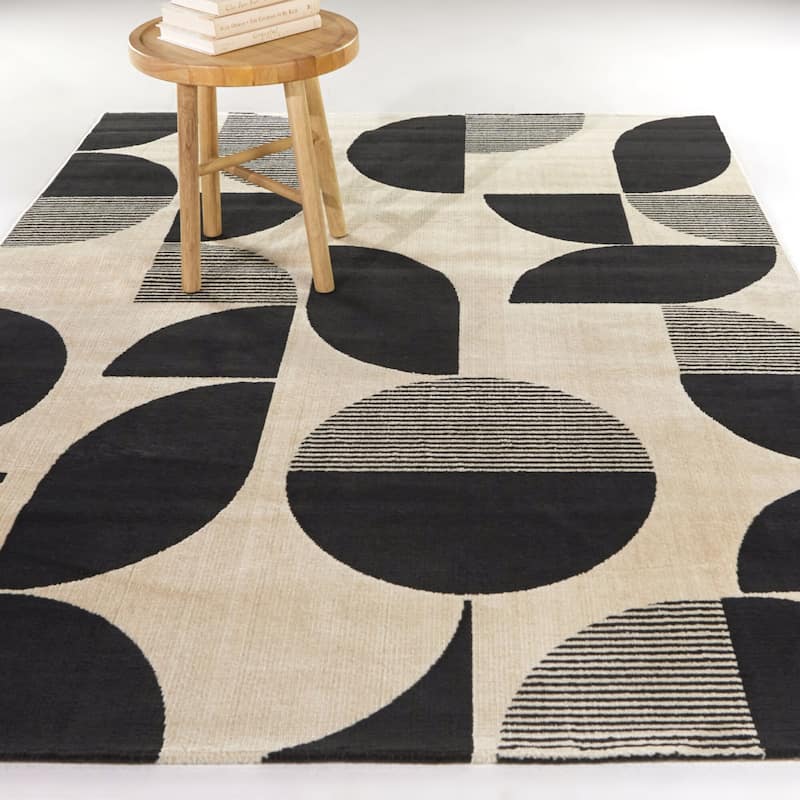 Cremazie Modern Geometric Area Rug