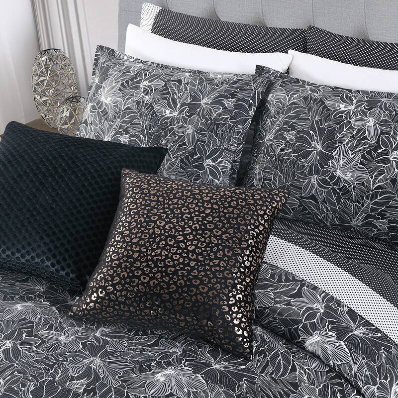 Anne Klein Marlo 3-Piece Comforter Set