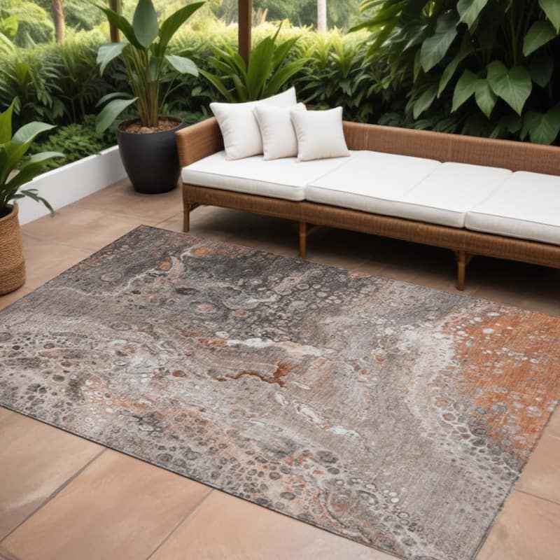 HomeRoots Abstract Contemporary Rectangle Outdoor Rug - 8' X 10'