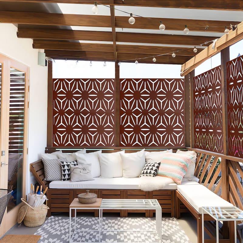Durable Metal Outdoor Privacy Screen - Free Standing Panel for Enhanced Privacy - Rust