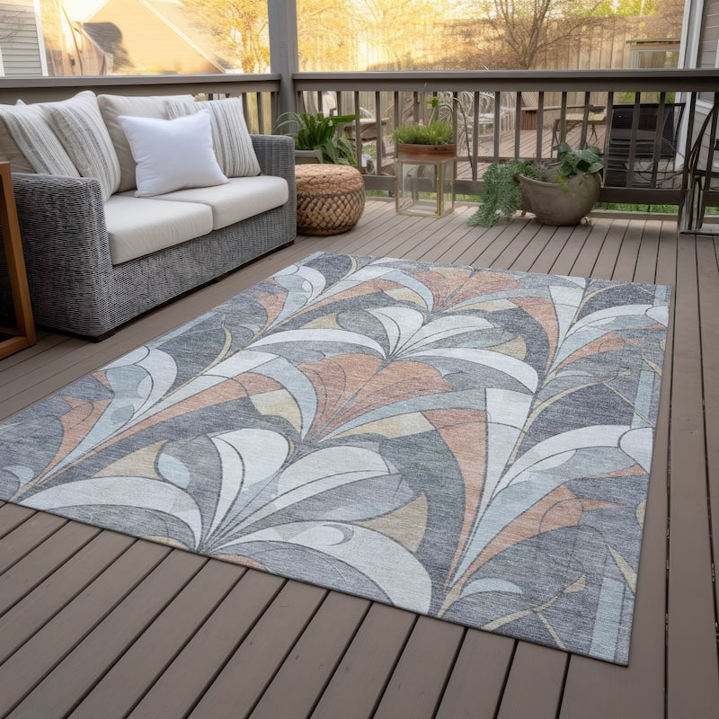 Machine Washable Indoor/Outdoor Modern Mosaic Chantille Rug