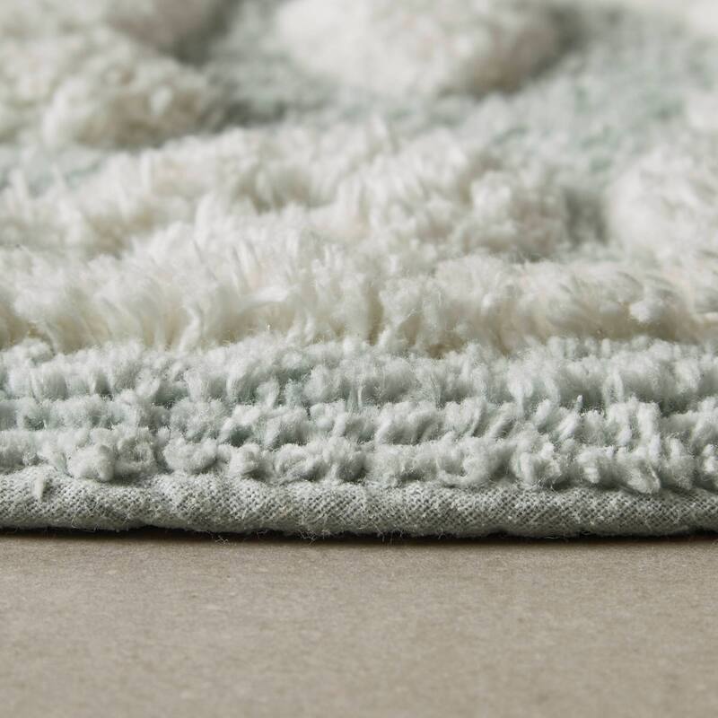 Madison Park Casablanca Medallion Cotton Tufted Bath Rug