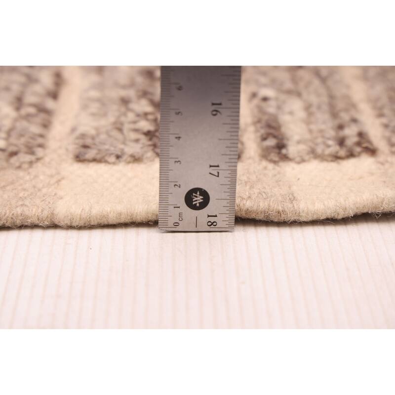 ECARPETGALLERY Hand-knotted Tangier Taupe Wool Rug - 5'4 x 7'7